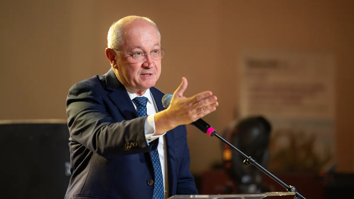 Александру Мунтяну: меры по защите здоровья населения сохраняются после загрязнения Днестра