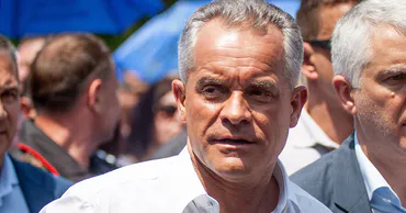 Минфин требует от Влада Плахотнюка 39 млн долларов и 3,5 млн евро с 5% годовых