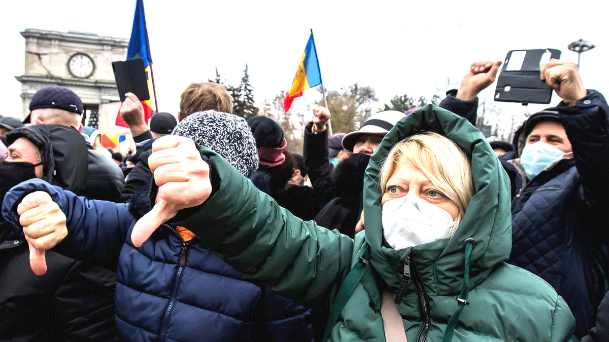 Ботгрос сложил мандат в парламенте Молдовы и получил аплодисменты