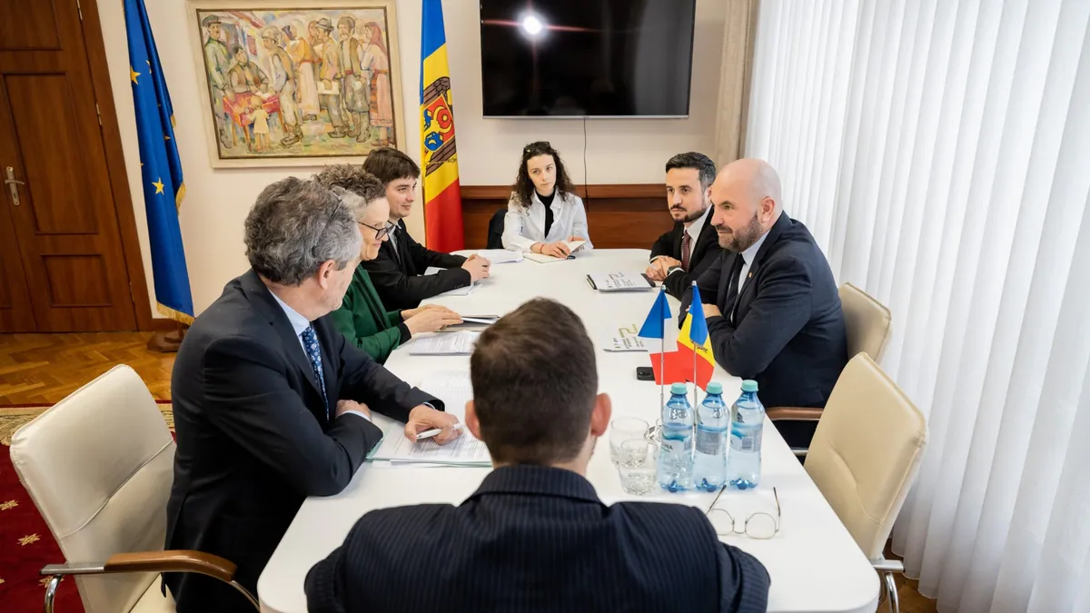 Tarifele pentru transport în Moldova vor crește până la 98 de bani pe kilometru