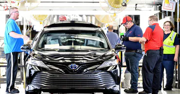 Toyota вложит 1 млрд долларов в заводы Кентукки и Индианы