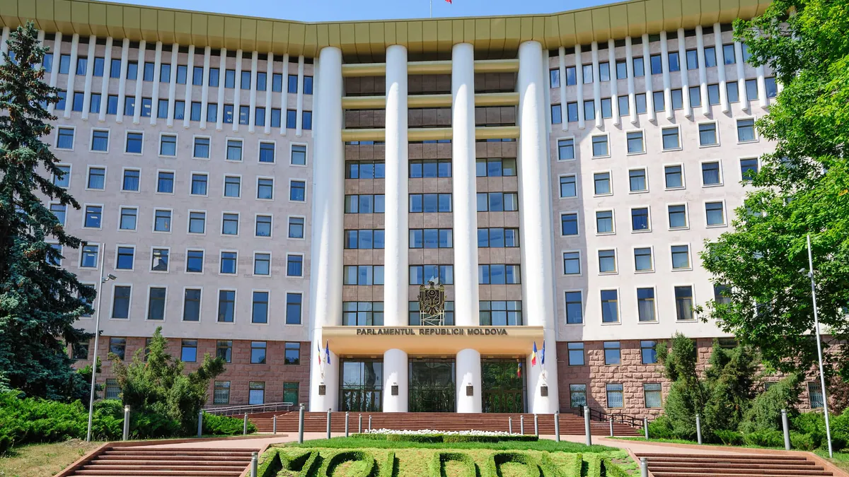 Доходы медстрахования в Молдове превысили 2,8 млрд леев