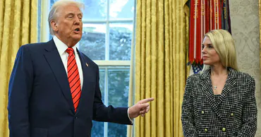 Трамп уволил Пэм Бонди с поста генпрокурора США