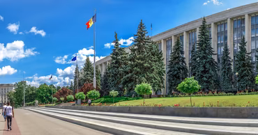 La Chișinău, nepotul a bătut bunica de 83 de ani și a primit o pedeapsă cu închisoarea