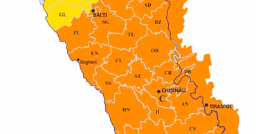 A map of Moldova showing different regions color-coded by weather and fire danger levels.